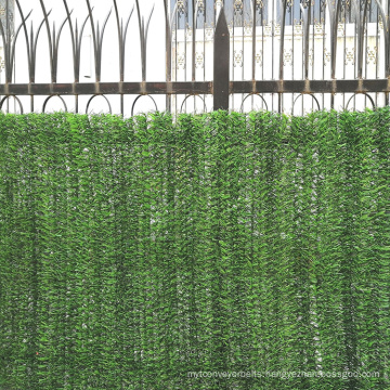 Plastic decorative garden artificial green fence for sale